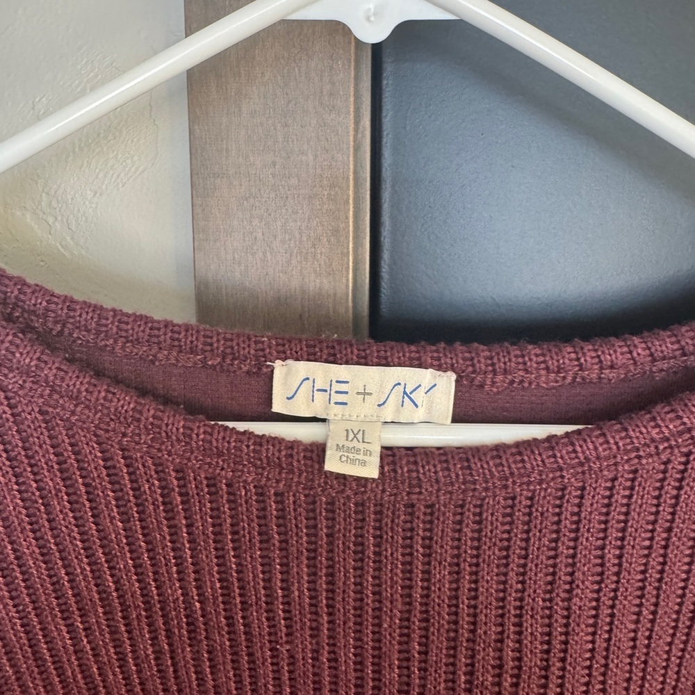 She + Sky Maroon Ribbed Sweater - Picture 2 of 3
